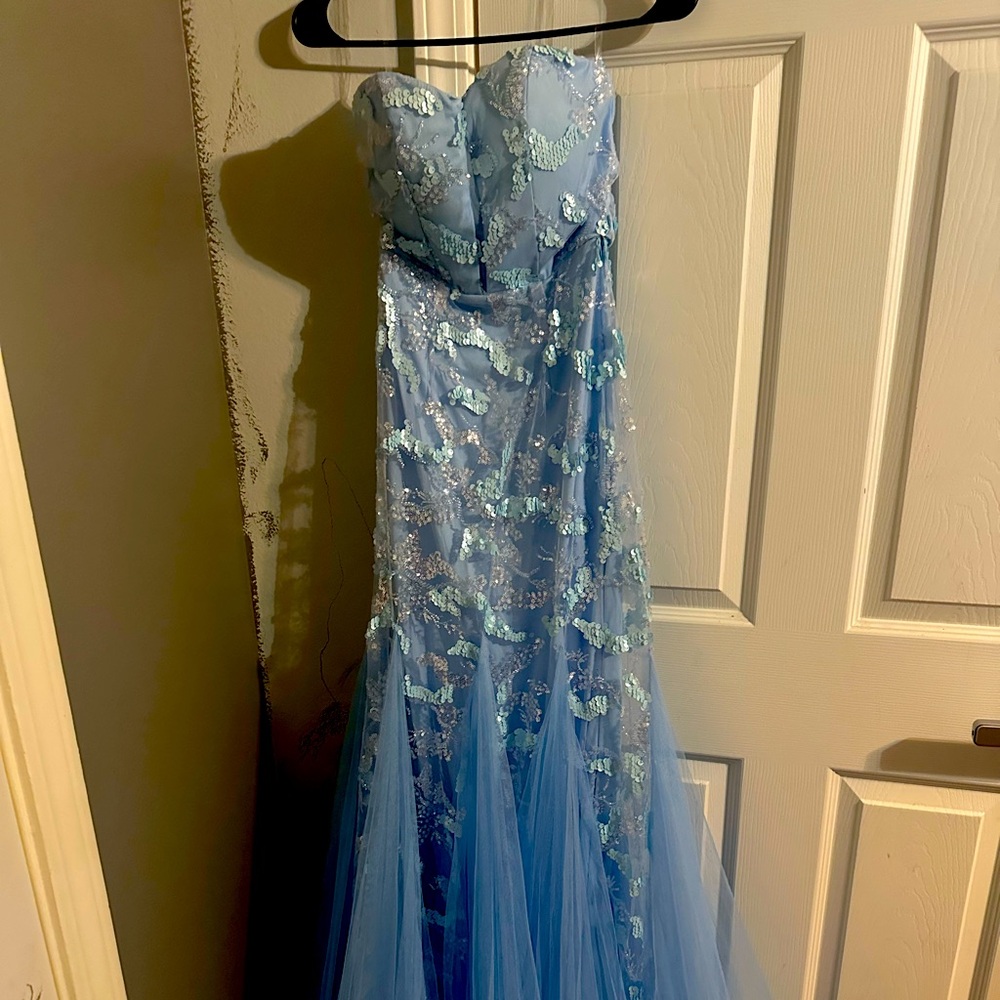 NWOT S mermaid gown